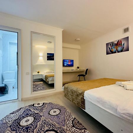 Abs Guest House Oš Exteriér fotografie