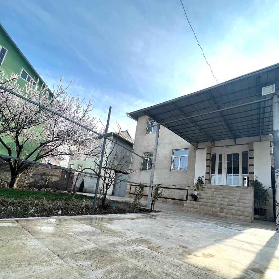 Abs Guest House Oš Exteriér fotografie